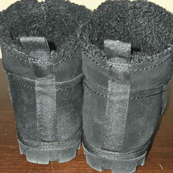 Lucky Brand Black Fuzzy Lined Boots - Picture 3 of 13